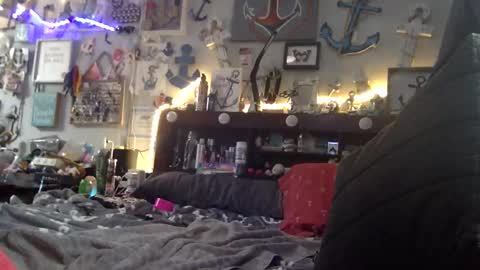 Snapshot of slip_inside_wet_orchid chatting on 09/17/25, 04:30 Slip Inside Wet Orchid online show from 09/17/25, 04:30