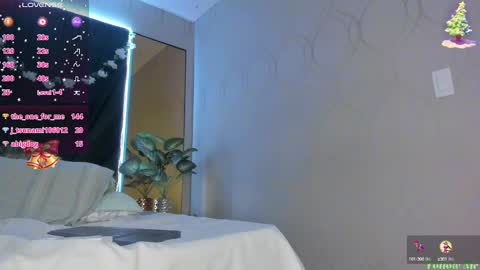 Snapshot of slut_milf4u chatting on 12/24/24, 12:55 Paola online show from 12/24/24, 12:55