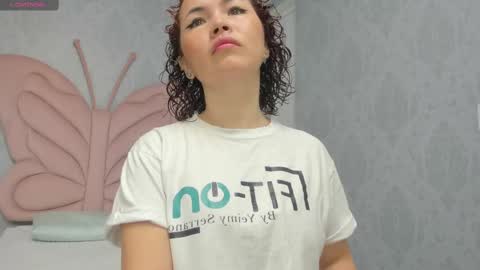 Snapshot of slut_milf4u chatting on 03/06/25, 11:03 Paola online show from 03/06/25, 11:03