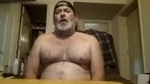 Snapshot of slutbreeze101 chatting on 06/17/26, 03:46 slutbreeze101 online show from 06/17/26, 03:46