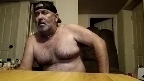 Snapshot of slutbreeze101 chatting on 07/05/26, 01:34 slutbreeze101 online show from 07/05/26, 01:34