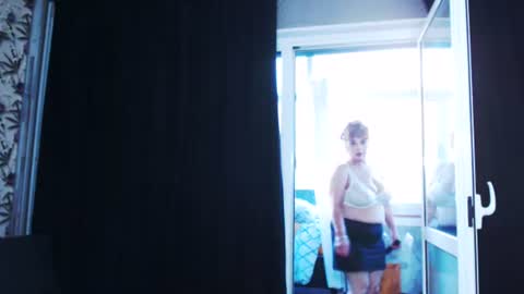 slutihmami online show from 07/10/26, 06:17