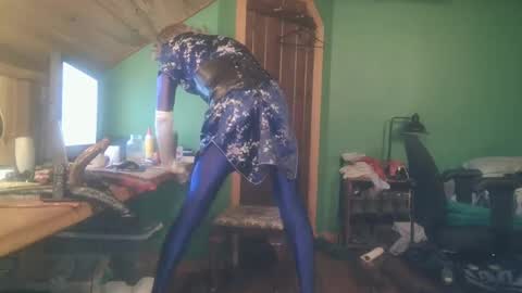 Snapshot of slutjennifertransxx chatting on 10/09/25, 03:04 slutjennifertransxx online show from 10/09/25, 03:04