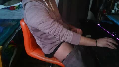 Snapshot of slutsfriend chatting on 06/03/26, 07:33 Slutsfriend online show from 06/03/26, 07:33