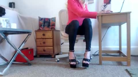 Slut Suzy online show from 01/16/25, 09:27