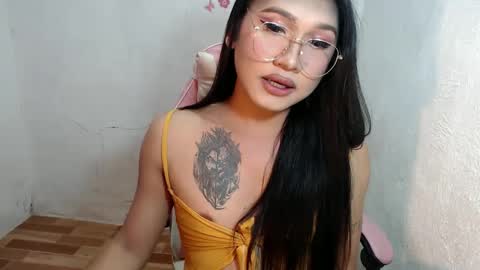  Lovie  online show from 02/03/25, 03:17