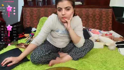 Snapshot of slutty_milf_bitch chatting on 10/26/25, 11:38 Ana online show from 10/26/25, 11:38