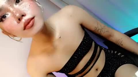 slutty_rose69 online show from 07/17/26, 10:44