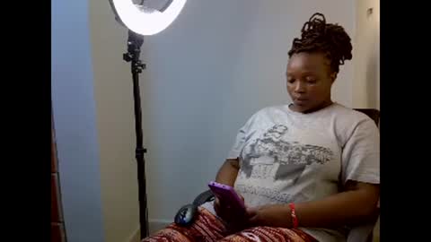 sluttydevil6 online show from 01/11/25, 08:22
