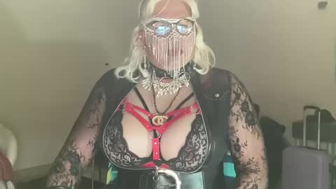 Snapshot of sluttygina1 chatting on 01/02/25, 09:50 sluttygina1 online show from 01/02/25, 09:50