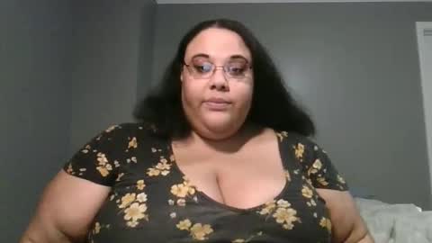 Snapshot of sluttyjess31 chatting on 04/21/26, 02:51 Jessica online show from 04/21/26, 02:51