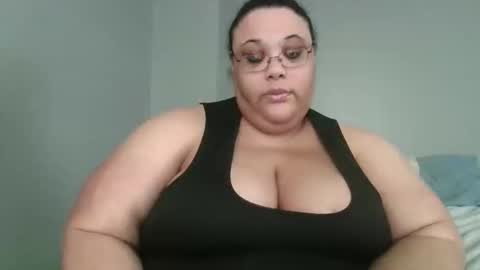 Snapshot of sluttyjess31 chatting on 05/30/26, 04:26 Jessica online show from 05/30/26, 04:26