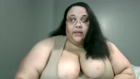 Snapshot of sluttyjess31 chatting on 06/07/26, 12:37 Jessica online show from 06/07/26, 12:37