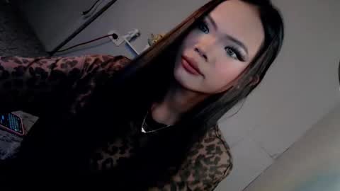 Dont forget to follow me give me thumbs upIm  a New  kataluna online show from 12/18/25, 03:40