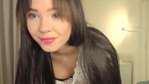 Lily online show from 11/04/25, 02:05