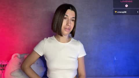 Snapshot of smaillev chatting on 03/23/26, 01:59 Melani online show from 03/23/26, 01:59