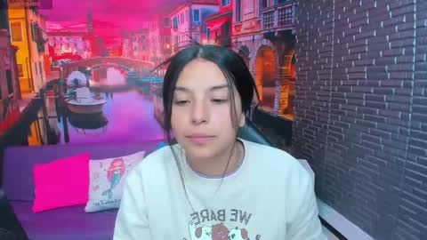 Snapshot of small__naughty chatting on 02/04/26, 01:39 Mariana Torres online show from 02/04/26, 01:39
