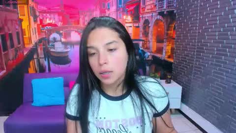 Snapshot of small__naughty chatting on 02/16/26, 03:52 Mariana Torres online show from 02/16/26, 03:52