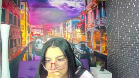 Snapshot of small__naughty chatting on 03/17/26, 01:36 Mariana Torres online show from 03/17/26, 01:36