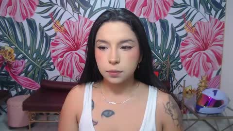 Snapshot of small__naughty chatting on 04/13/26, 01:05 Mariana Torres online show from 04/13/26, 01:05