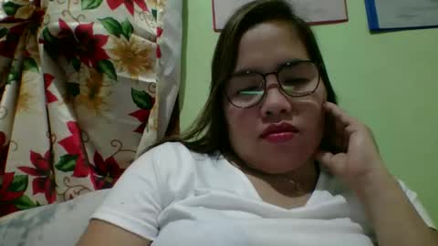 Lovewella online show from 11/22/25, 08:35