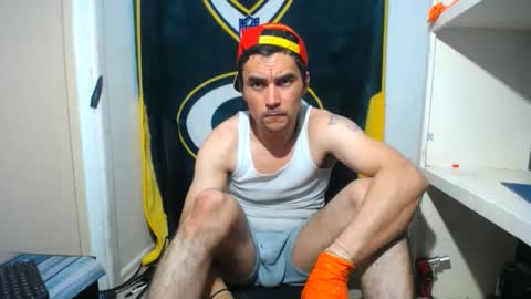 Snapshot of small_wood21 chatting on 03/06/26, 10:39 small wood21 online show from 03/06/26, 10:39