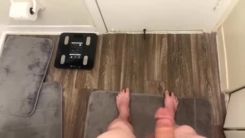 Snapshot of smalldick0324 chatting on 11/19/25, 01:33 smalldick0324 online show from 11/19/25, 01:33