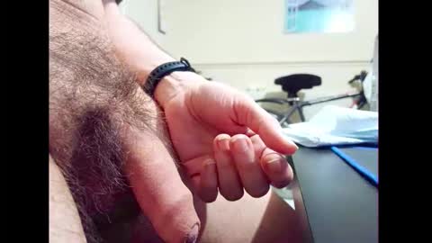 Small Hairy Uncut online show from 04/07/26, 08:09