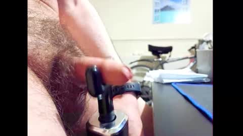 Small Hairy Uncut online show from 04/15/26, 08:20