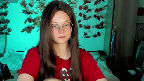 Snapshot of smallimpmeili chatting on 10/10/25, 08:19 smallimpmeili online show from 10/10/25, 08:19