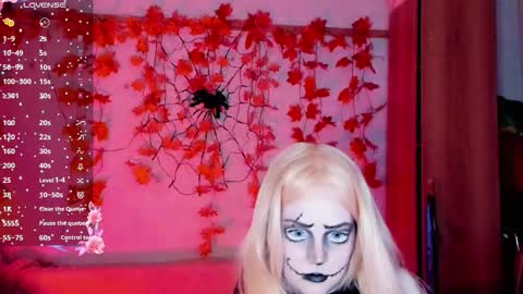 Snapshot of smallimpmeili chatting on 10/31/25, 09:27 smallimpmeili online show from 10/31/25, 09:27