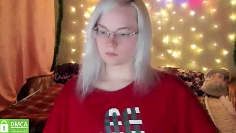 smallimpmeili online show from 12/19/25, 09:00