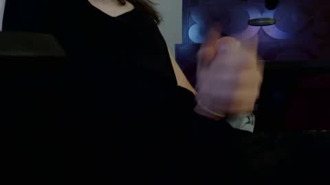 smalllildik online show from 09/22/25, 04:03