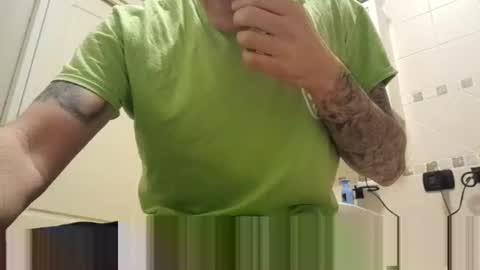 smallone8825 online show from 09/25/25, 05:00