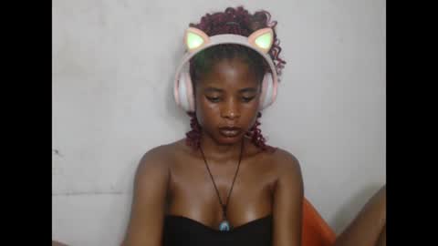 smallsluty online show from 07/10/26, 10:01