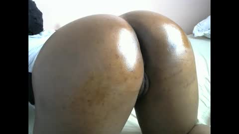 smart_lilly online show from 10/31/25, 06:03