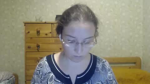 smart_rose online show from 12/29/24, 10:25