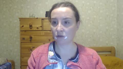 smart_rose online show from 01/01/25, 06:16