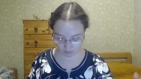 smart_rose online show from 01/14/25, 07:00