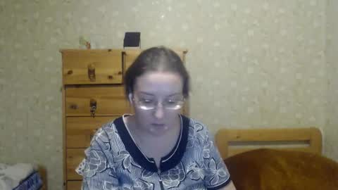smart_rose online show from 02/10/25, 03:32