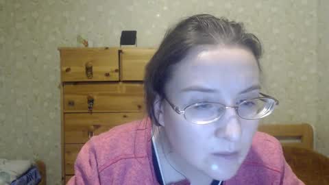 smart_rose online show from 02/10/25, 06:35