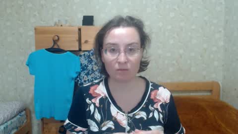 smart_rose online show from 10/26/25, 10:54