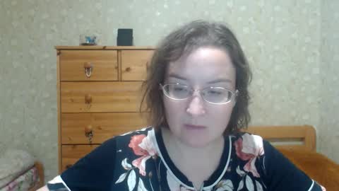 Snapshot of smart_rose chatting on 11/09/25, 12:20 smart_rose online show from 11/09/25, 12:20