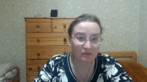 Snapshot of smart_rose chatting on 11/18/25, 05:06 smart_rose online show from 11/18/25, 05:06