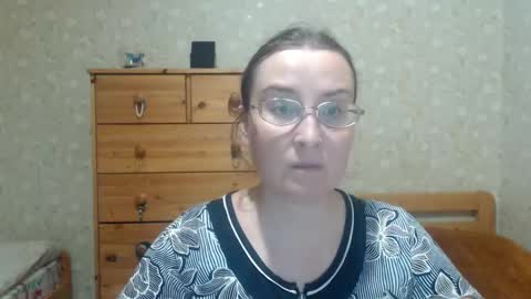 Snapshot of smart_rose chatting on 12/18/25, 05:19 smart_rose online show from 12/18/25, 05:19