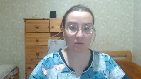 Snapshot of smart_rose chatting on 12/22/25, 05:43 smart_rose online show from 12/22/25, 05:43