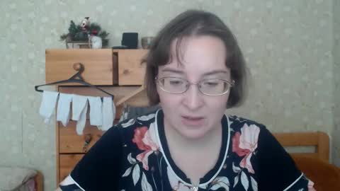 Snapshot of smart_rose chatting on 02/15/26, 12:58 smart_rose online show from 02/15/26, 12:58