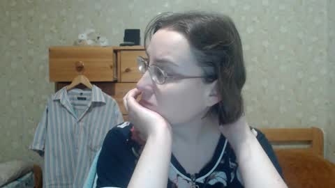 Snapshot of smart_rose chatting on 03/07/26, 04:15 smart_rose online show from 03/07/26, 04:15
