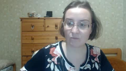 Snapshot of smart_rose chatting on 03/08/26, 02:04 smart_rose online show from 03/08/26, 02:04