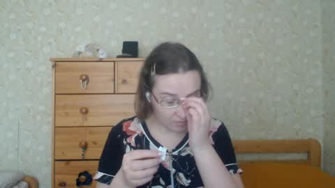 Snapshot of smart_rose chatting on 03/31/26, 02:06 smart_rose online show from 03/31/26, 02:06